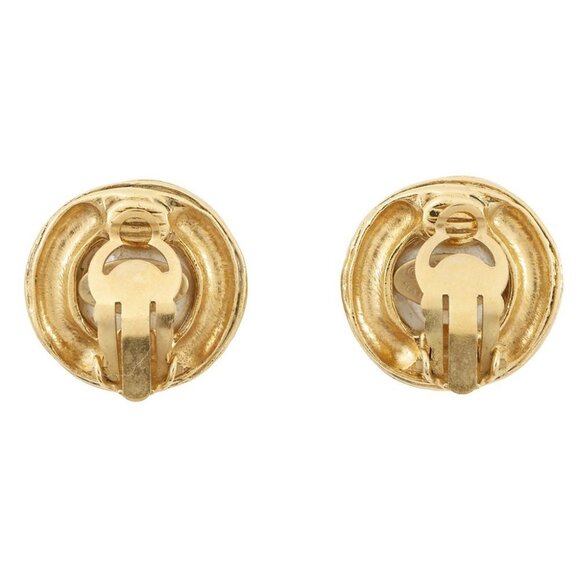 CHANEL CC Logo Faux Pearl Earring Gold Plated/Faux Pearl - Picture 3 of 8